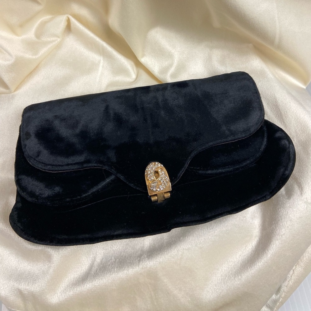 Vintage Garay Black Velvet Clutch Rhinestone Clasp Evening Bag